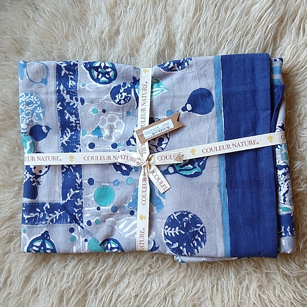 Couleur Nature Holiday Christmas Square Tablecloth Decor Blue Gray Coastal